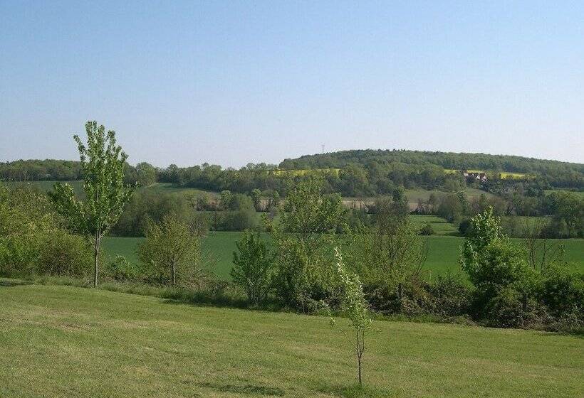 مبيت وإفطار Les Acacias