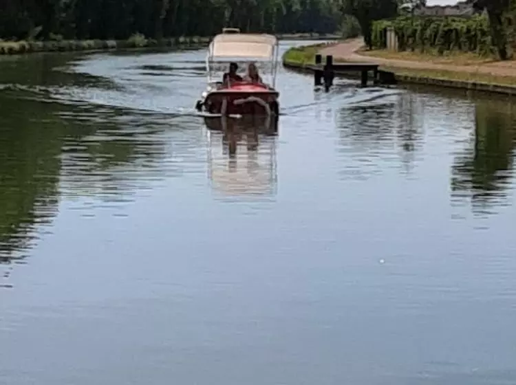 Aamiaismajoitus (B&B) Les Acacias