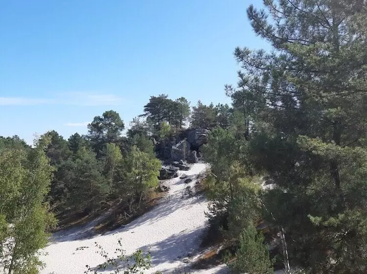 Aamiaismajoitus (B&B) Les Acacias