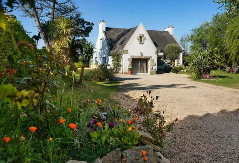 Aamiaismajoitus (B&B) Les Roses