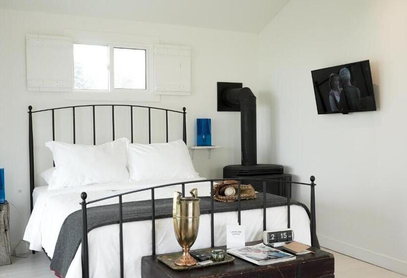 客栈  The Lakeside Motel