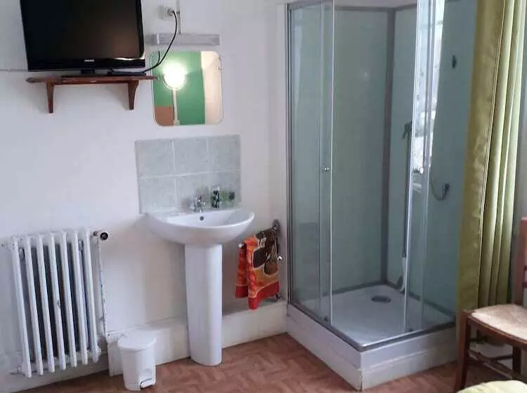 Hotelli Auberge Des Pilotis