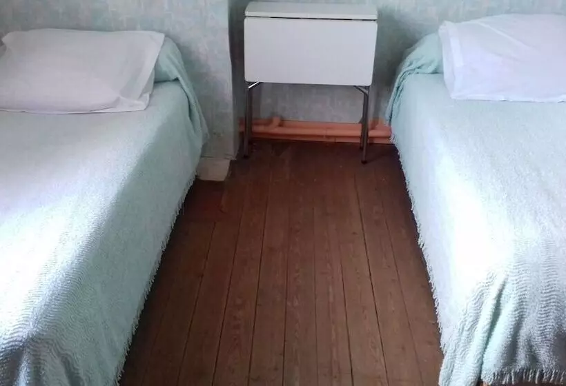 Hotelli Auberge Des Pilotis