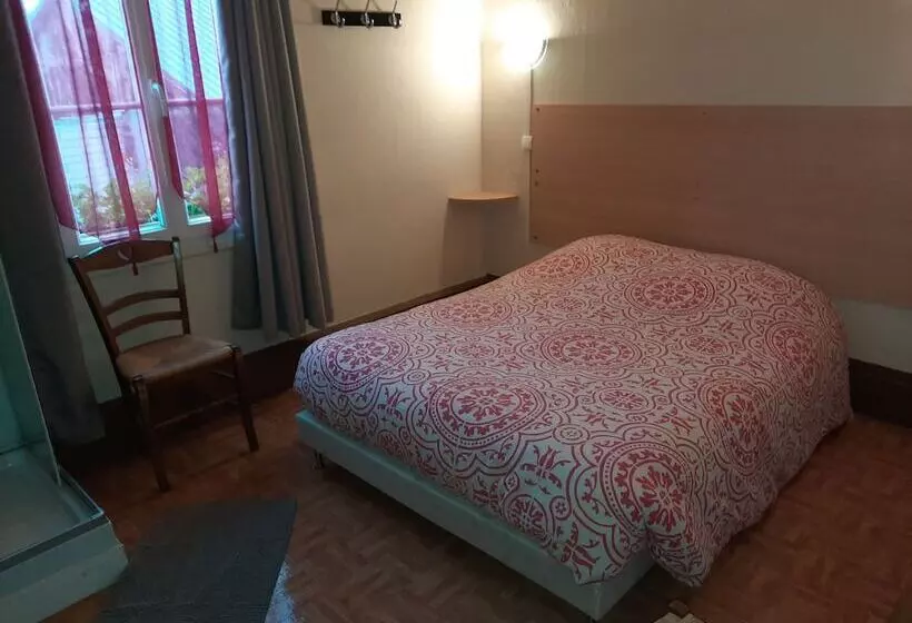 Hotelli Auberge Des Pilotis