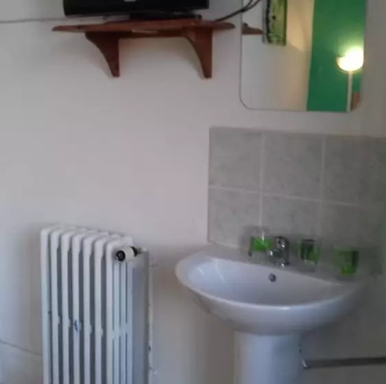 Hotelli Auberge Des Pilotis