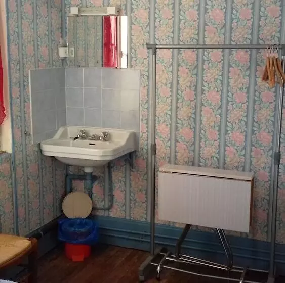 Hotelli Auberge Des Pilotis