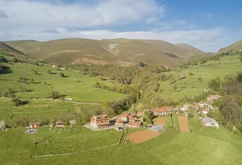 Hotelli La Posada De Rus