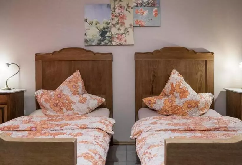 Hotelli Landhaus Nalbach