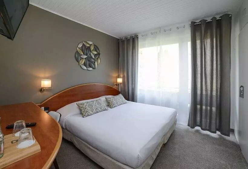 ホテル Novalaise Plage