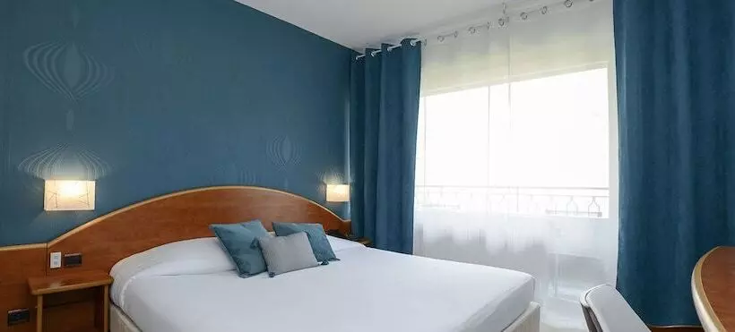 ホテル Novalaise Plage