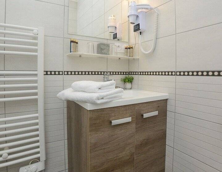 호텔 Novalaise Plage