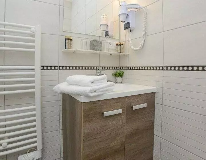 ホテル Novalaise Plage