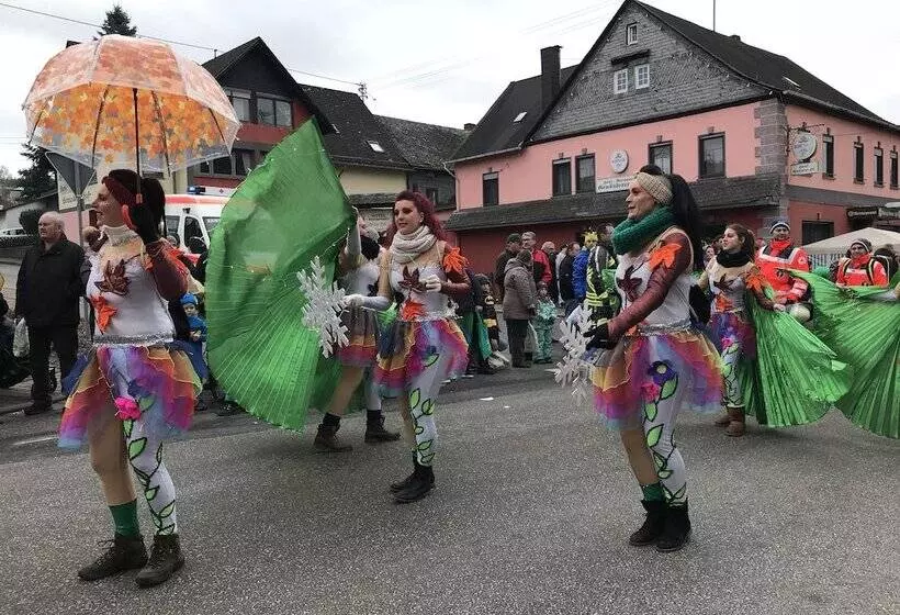Hotelli Restaurant Gemünden