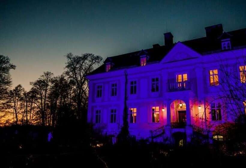 Hotel Schloss Stülpe