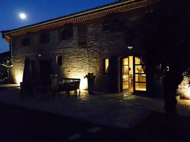 Majatalo Le Clos De Mara