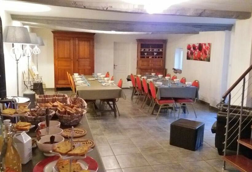 بنسيون Le Domaine Des Platanes