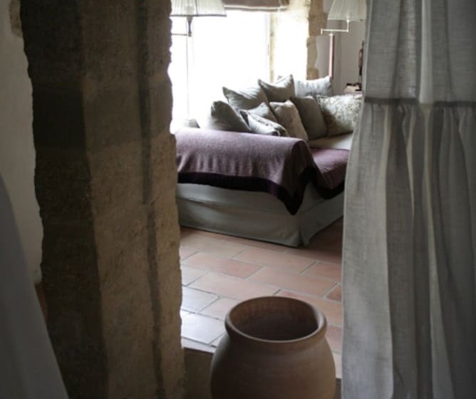 بنسيون Maison D Hôtes La Cour Des Lauriers