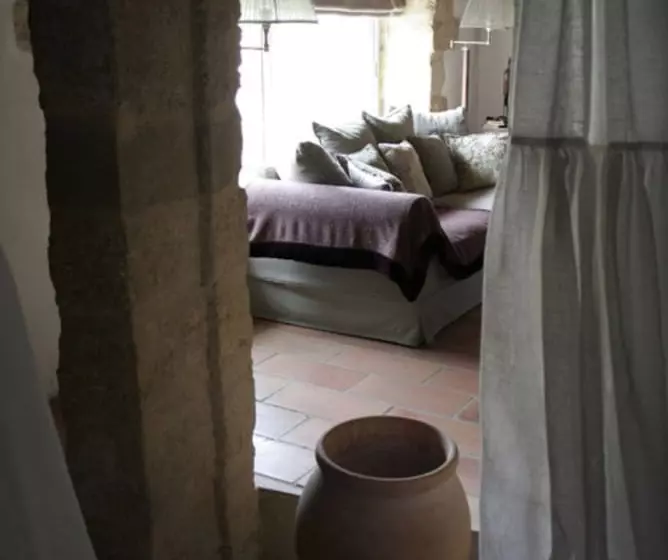 Majatalo Maison D Hôtes La Cour Des Lauriers