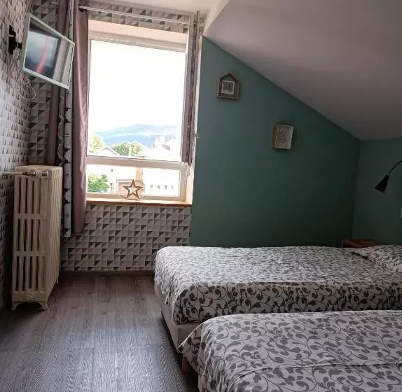 ペンション Monts Et Reves