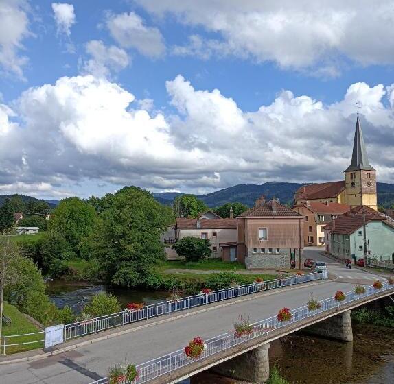 Pension Monts Et Reves