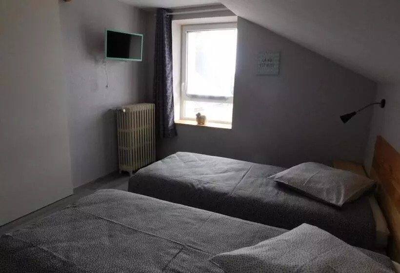 ペンション Monts Et Reves