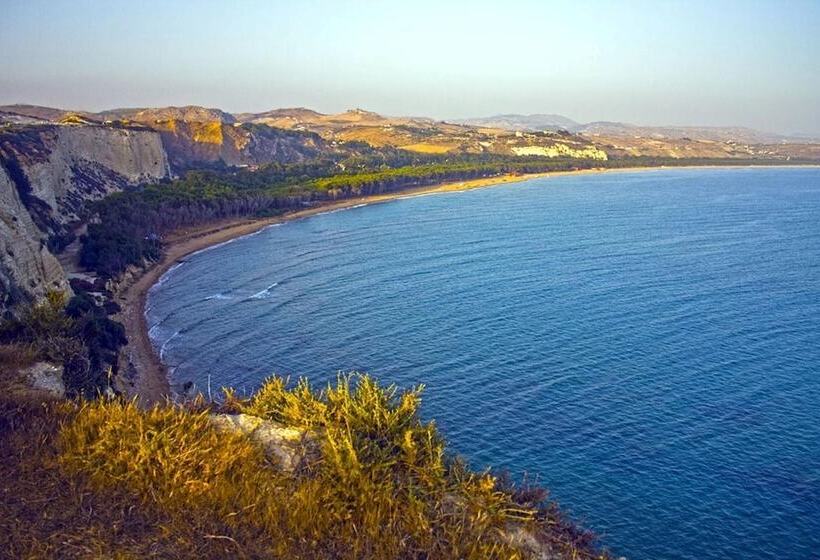 אתר נופש Eraclea Minoa Village