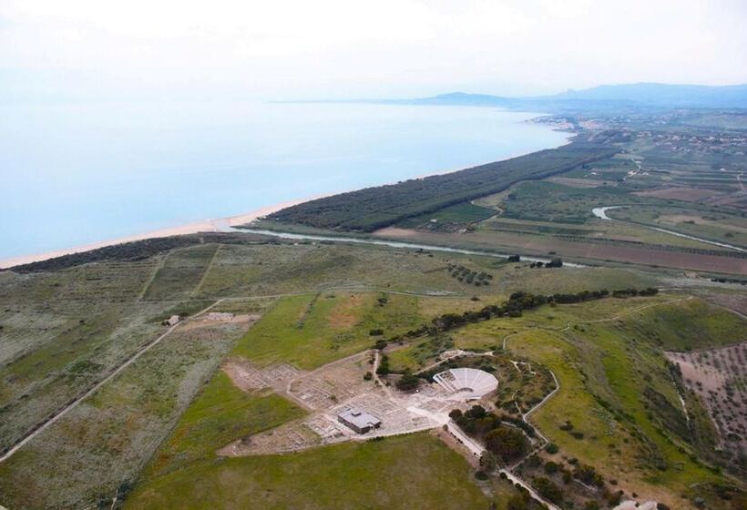 אתר נופש Eraclea Minoa Village