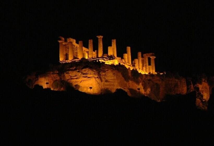 אתר נופש Eraclea Minoa Village