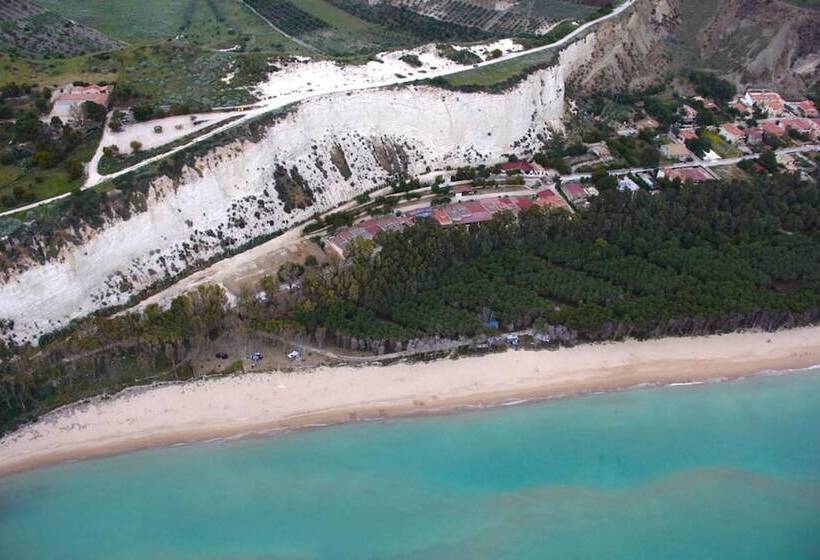 אתר נופש Eraclea Minoa Village