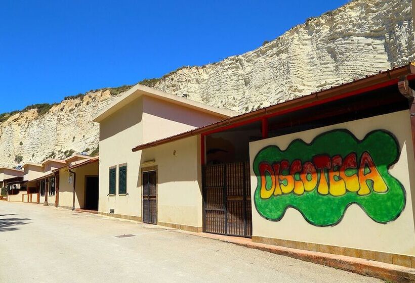 אתר נופש Eraclea Minoa Village