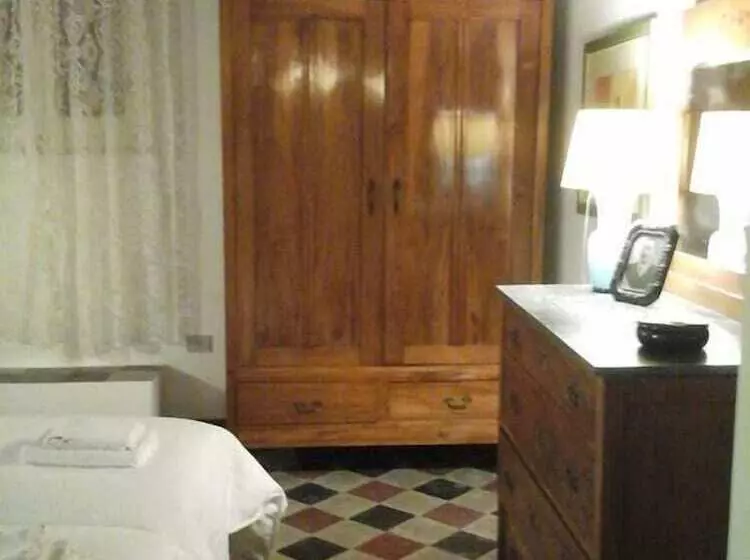 Aamiaismajoitus (B&B) Antica Casa Cristofori