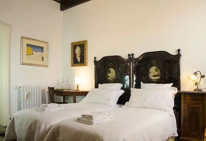 Aamiaismajoitus (B&B) Antica Casa Cristofori