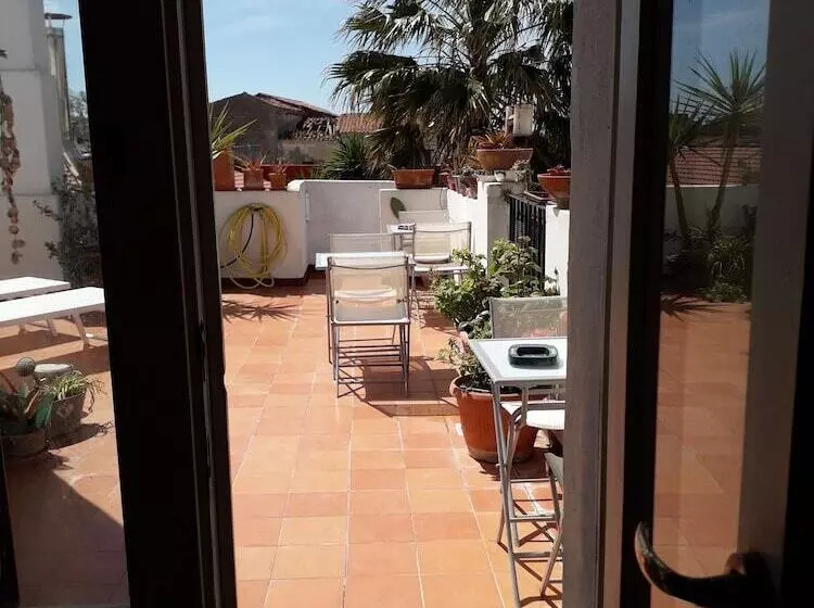 Aamiaismajoitus (B&B) Antica Casa Cristofori