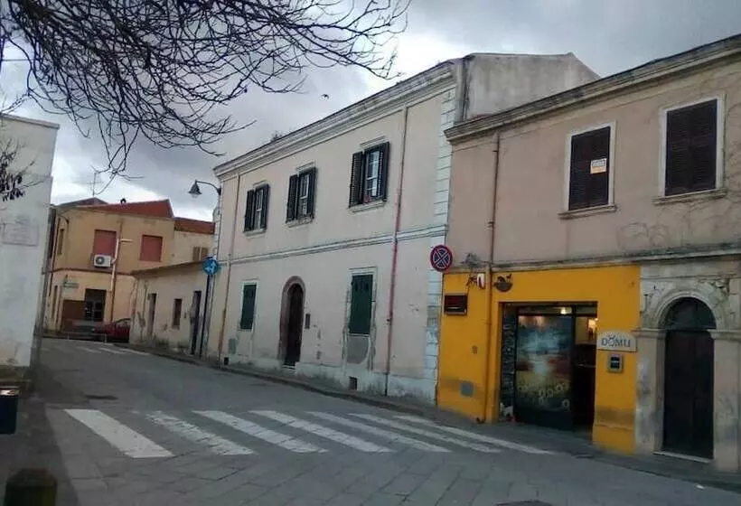 Aamiaismajoitus (B&B) Antica Casa Cristofori