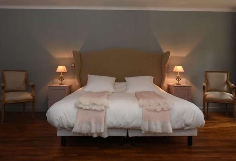 مبيت وإفطار La Correrie