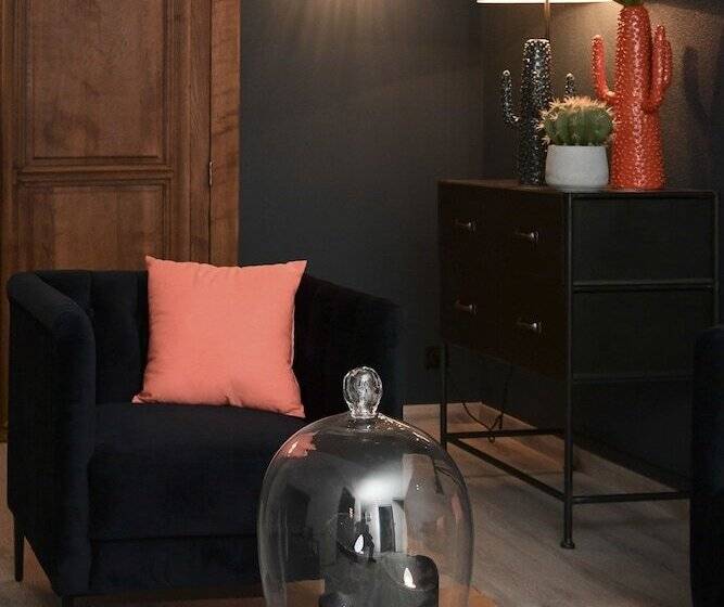 مبيت وإفطار La Correrie