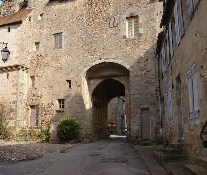 ベッドアンドブレックファースト Le Portail