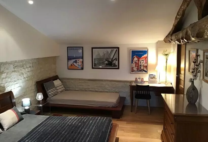 Aamiaismajoitus (B&B) L'escale De Mortagne