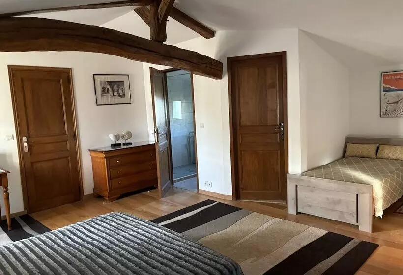 Aamiaismajoitus (B&B) L'escale De Mortagne