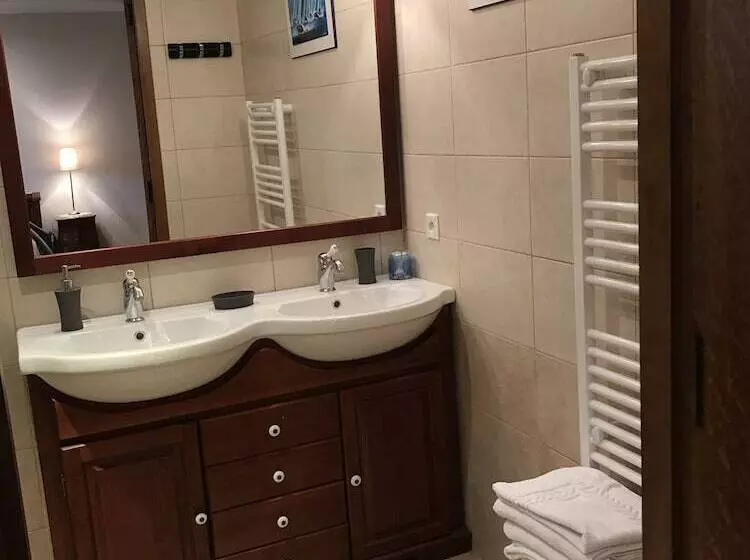 Aamiaismajoitus (B&B) L'escale De Mortagne