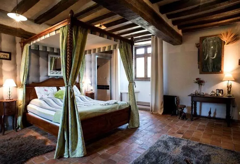 ベッドアンドブレックファースト Manoir De La Sénéchaussée De Lantiern