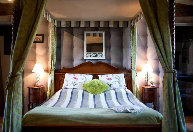 ベッドアンドブレックファースト Manoir De La Sénéchaussée De Lantiern