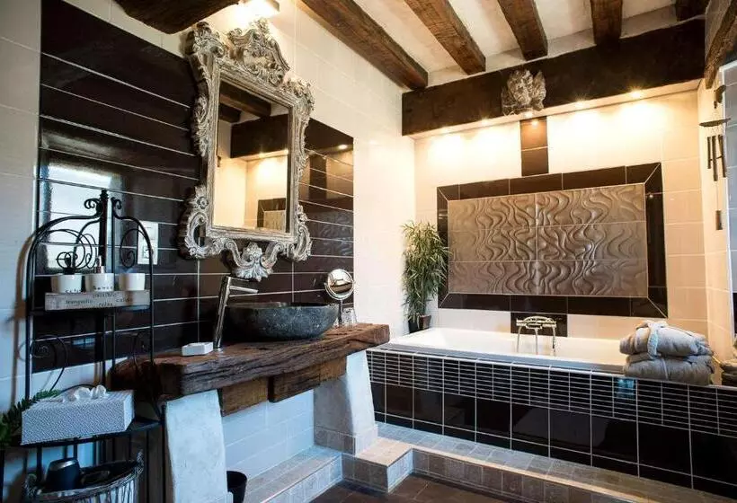 ベッドアンドブレックファースト Manoir De La Sénéchaussée De Lantiern