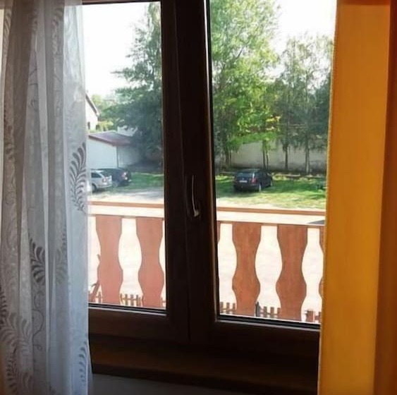 مبيت وإفطار Penzion Retro