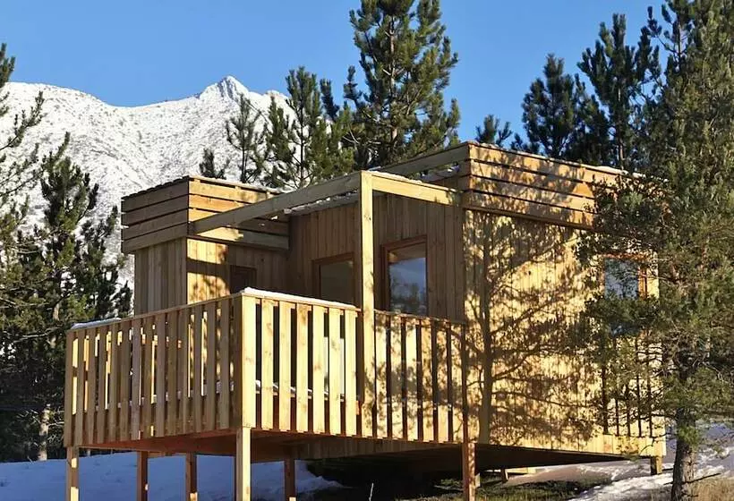 Bed and Breakfast Terre Des Baronnies. Cabanes