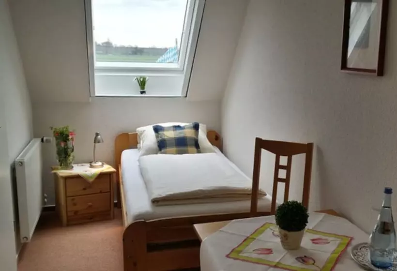 Hostelli Landgasthaus Hotel Zur Alten Linde