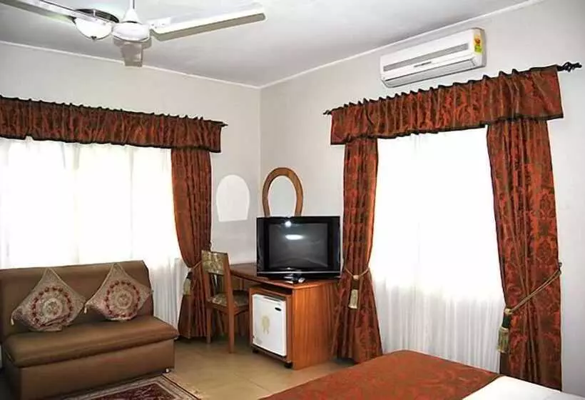Hotelli Acacia Lodge, North Legon