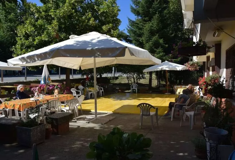 ホテル Albergo Rifugio Monte Cucco