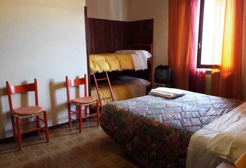 בית מלון כפרי Albergo Rifugio Monte Cucco