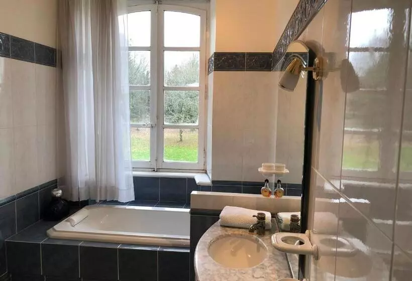 ホテル Chateau De Lannouan